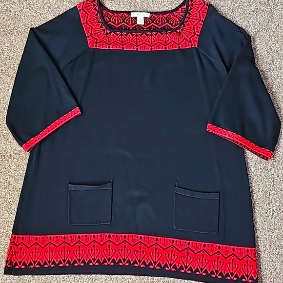 Sweater - Picture 4 of 16